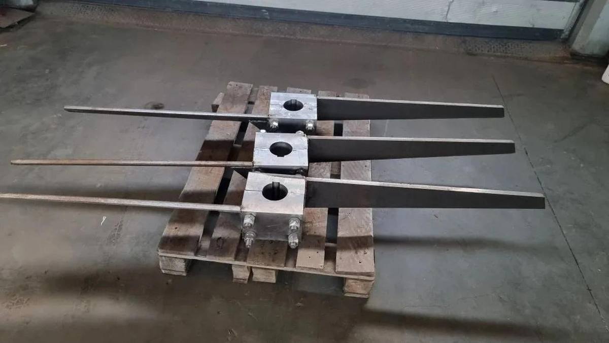 Ножи со ступицей в сборе для жаровни Ж-68